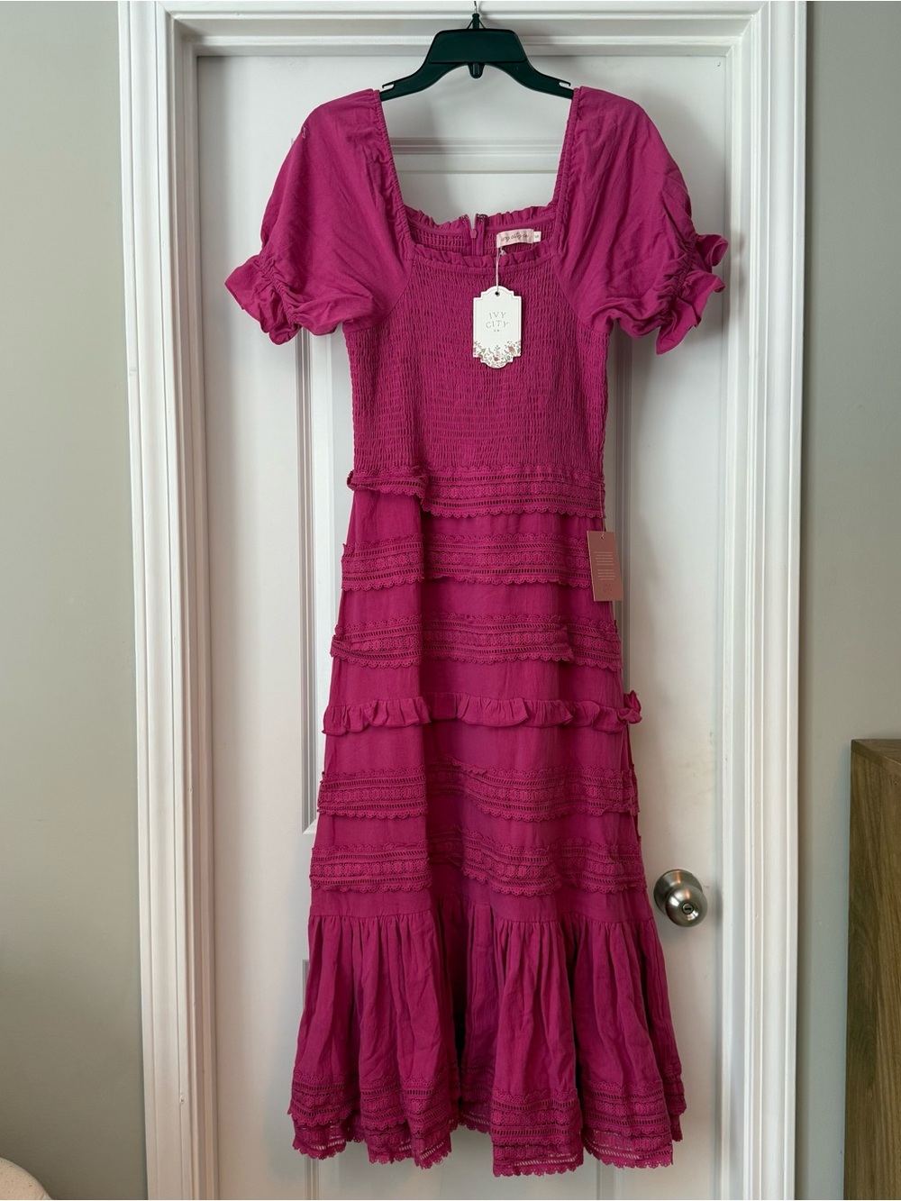 Ivy City Co Fuchsia Puff-Sleeve Tiered Midi Dress - Picture 6 of 9